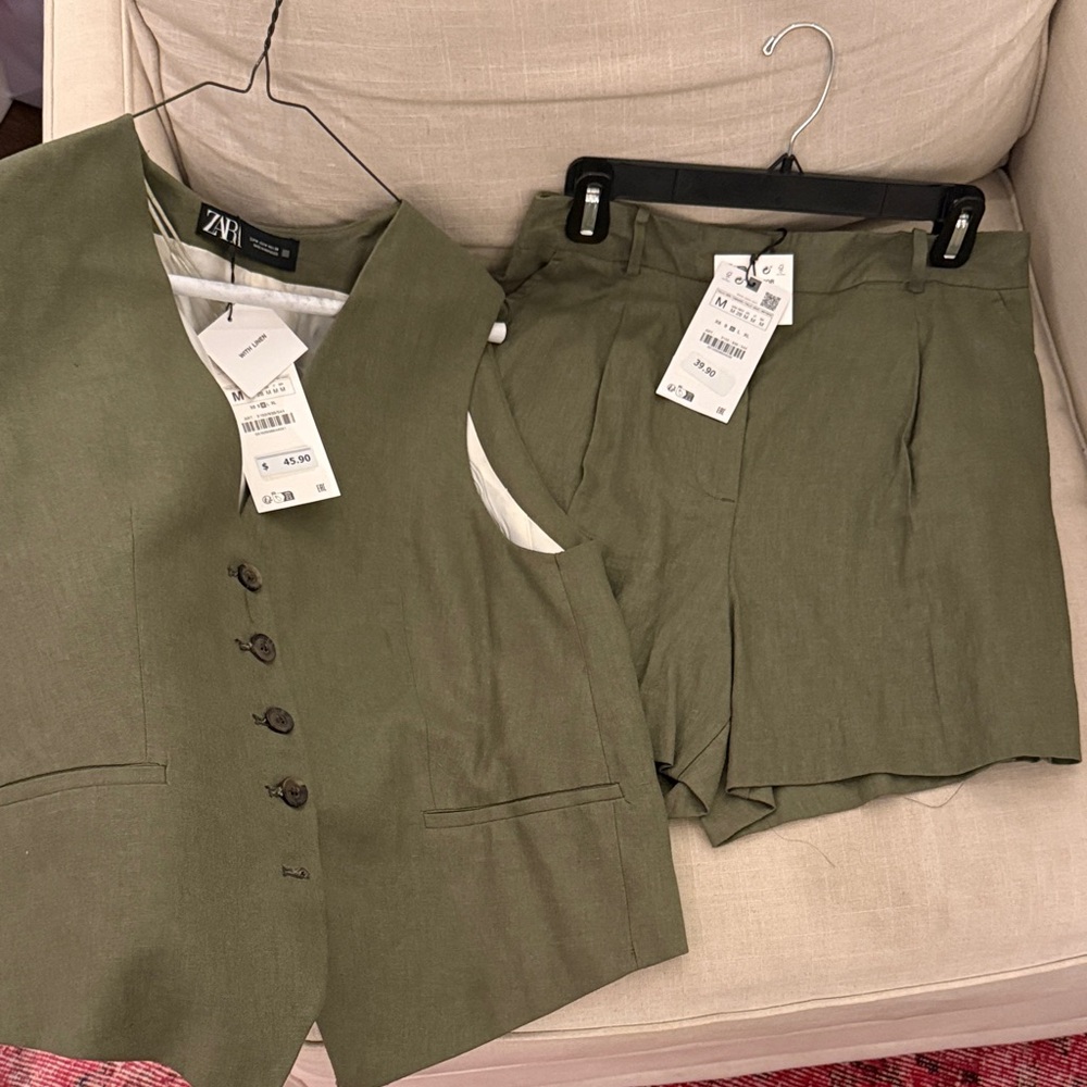 Zara Khaki Green Vest and Shorts Ensemble